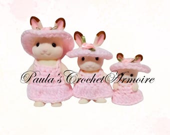 Outfits for Critters’ mom, sister, and baby