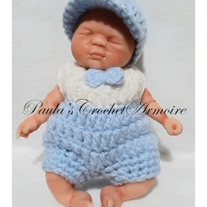 Clothes for a 7 inch silicone baby doll