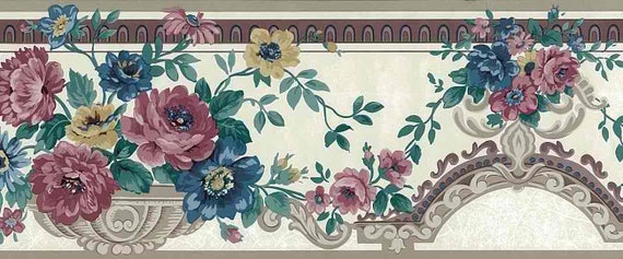 Wallpaper Border White Lavender Beige Hydrangeas on Taupe With a Green Border