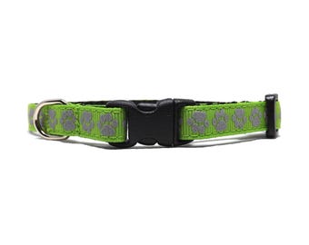 Reflektierendes Katzenhalsband 'Reflektor Pfote - Grün', Abbrecher Halsband für Kätzchen & Katzen mit Glocke