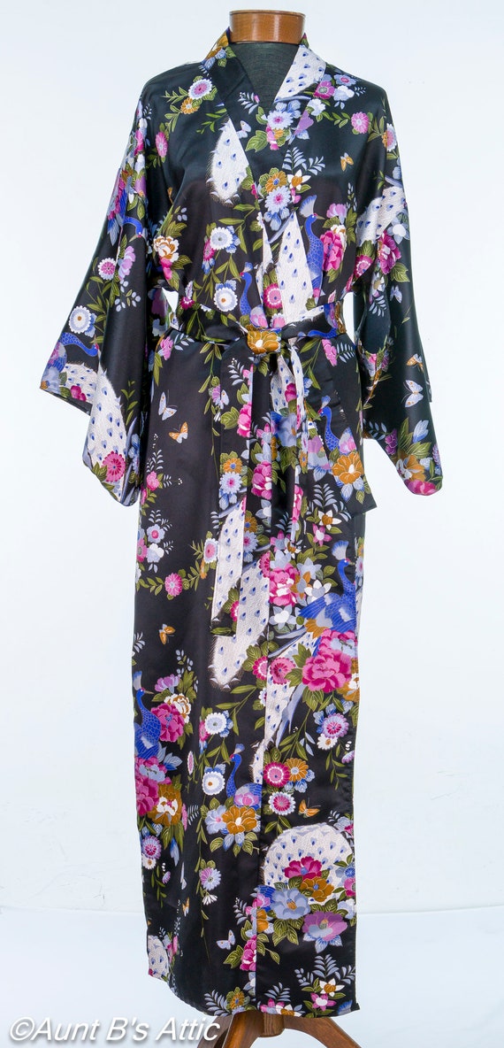 Lovely Japanese Vintage 90's Ichi Ban Kimono Robe 