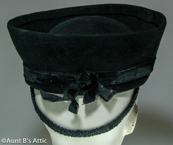 Rare Vintage 40's Noir Tilt Hat Black Felt Brimle… - image 4