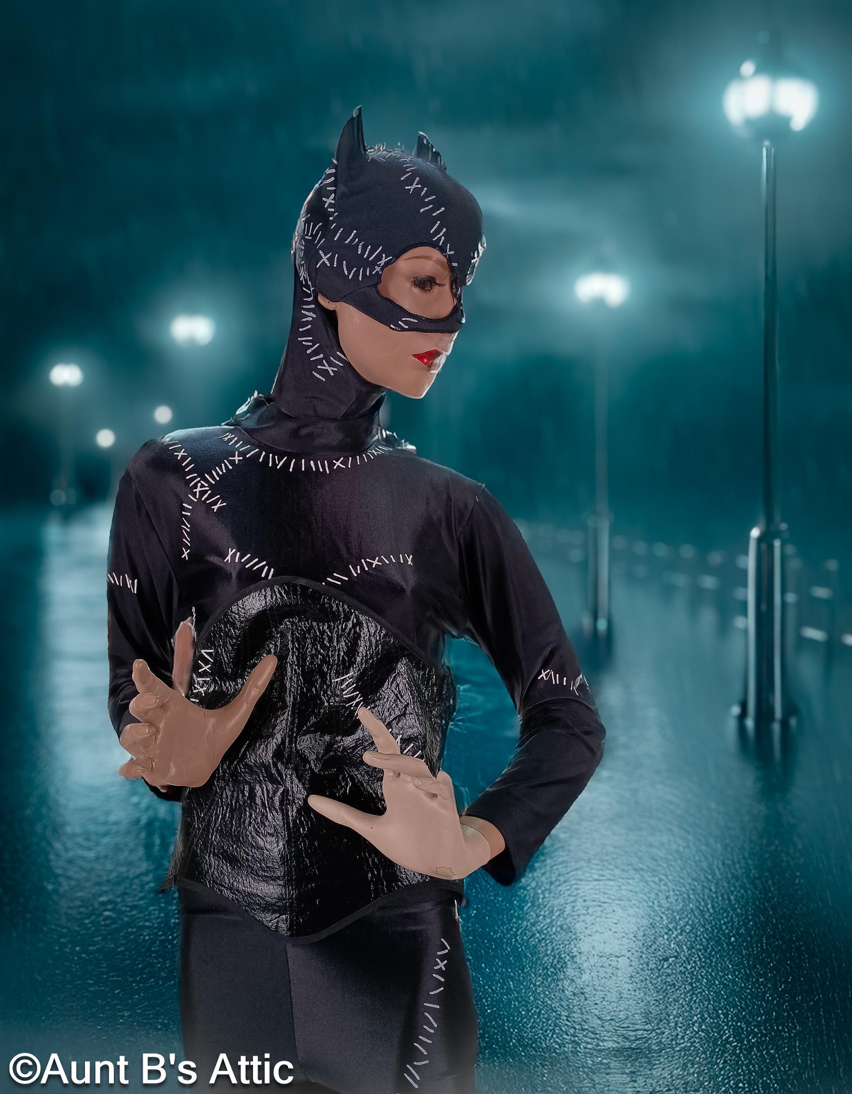 Vintage 1992 DC Comics Catwoman Costume: Poly/spandex Top, Pant