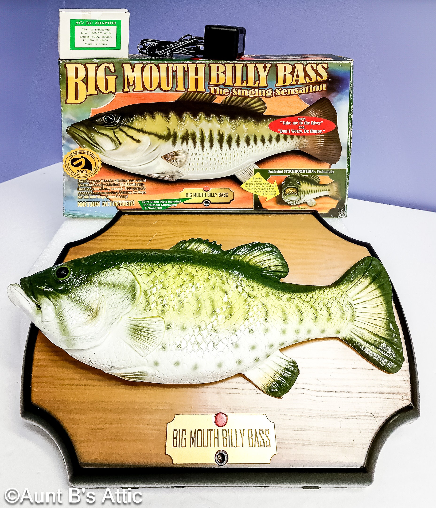 Big Mouth Billy Bass Vintage 90's Novelty Singing Wall Mounted