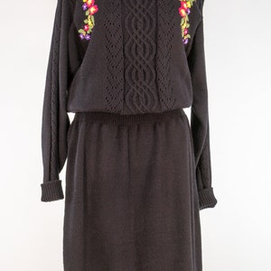 Vintage 80s Knit Sweater Dress: Black Acrylic Embroidered Flowers