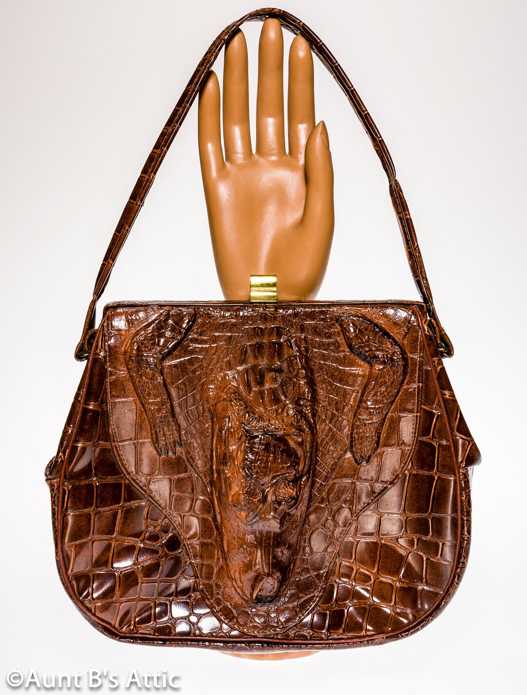 40’s French vintage handbag il_1080xN.1766359006_h3uf.jpg