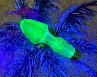 Vintage Green Uranium Glass Bottle Stopper Top