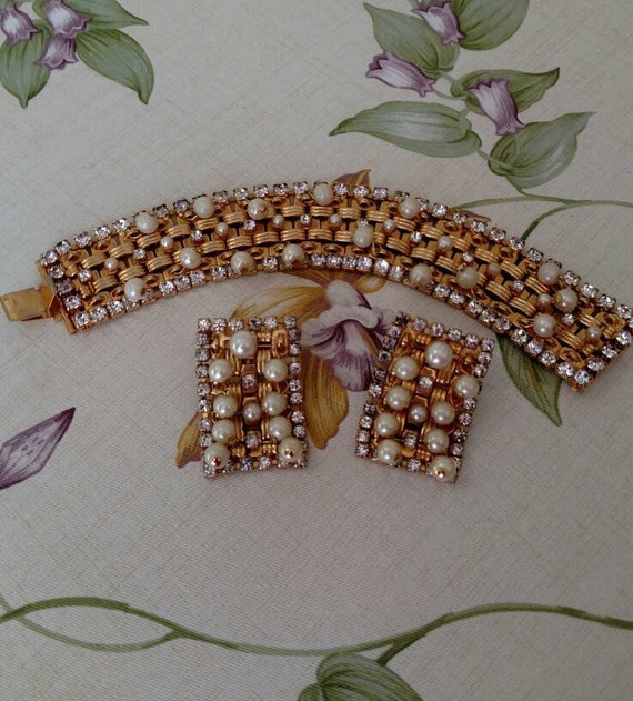 Vintage Hobe Bracelet and Earrings Set Hobe Rhinestone and Faux