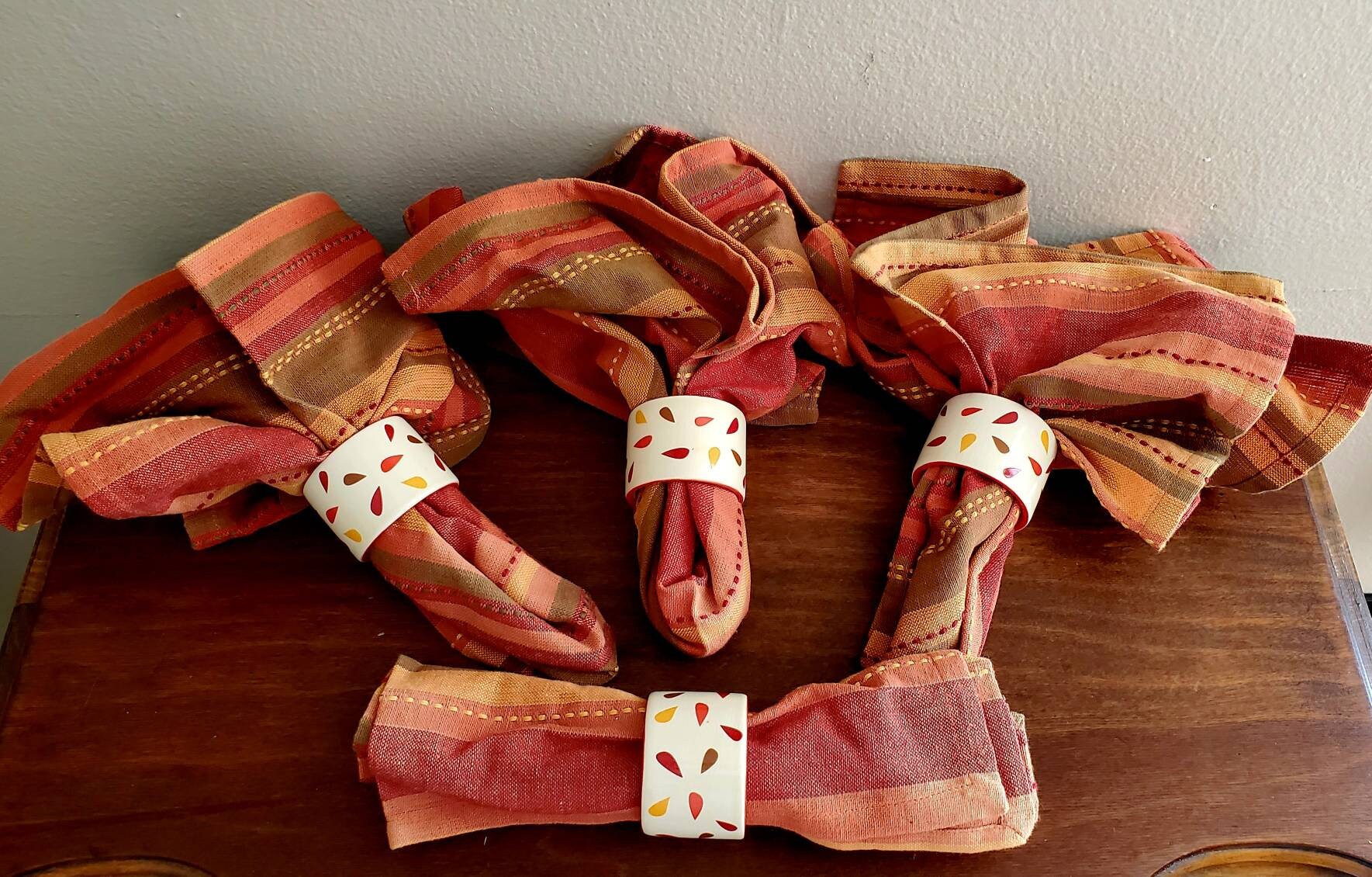 Retro Napkin Holders and Napkins Fall Napkins Fall Napkin Rings Autumn