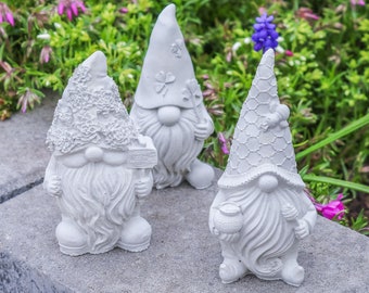 Small gnomes for the garden made of concrete - decoration balcony terrace - outdoor - hygge - dwarf