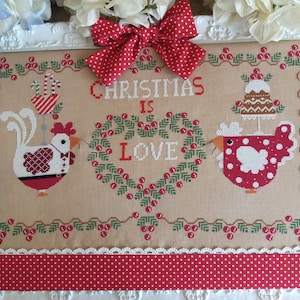 Schema "Christmas is Love -Galline" Nr. 3/4 Advent in the Farm Series (Engels, Italiaans en Frans) - Papier of PDF formaat op aanvraag
