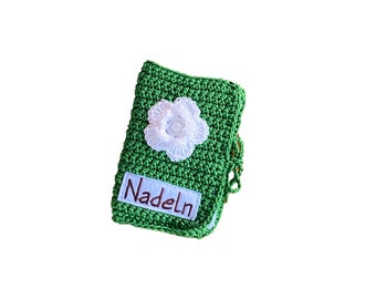 Needle case, needle book White crochetflower