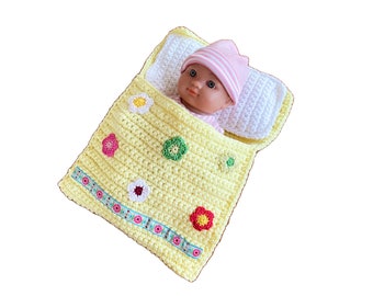 Doll bed - sleeping bag for dolls or plush toys approx. 20 cm