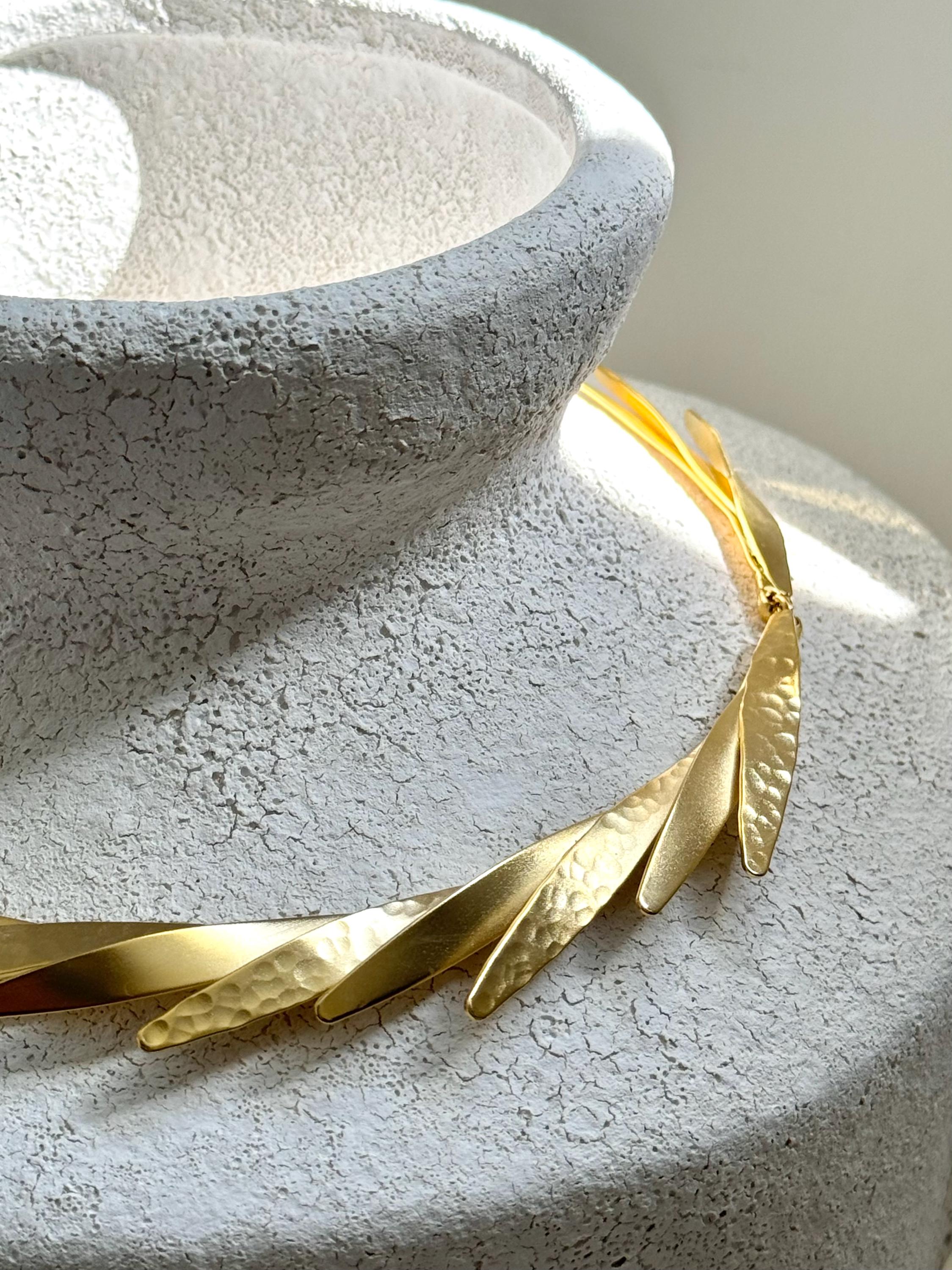 Ancient Greek Goddess Hammered Gold Olive Leaf Choker Necklace - Etsy