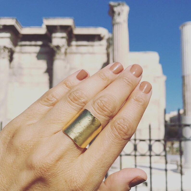 22 Karat Hammered Gold Cigar Band PALLAS Ring