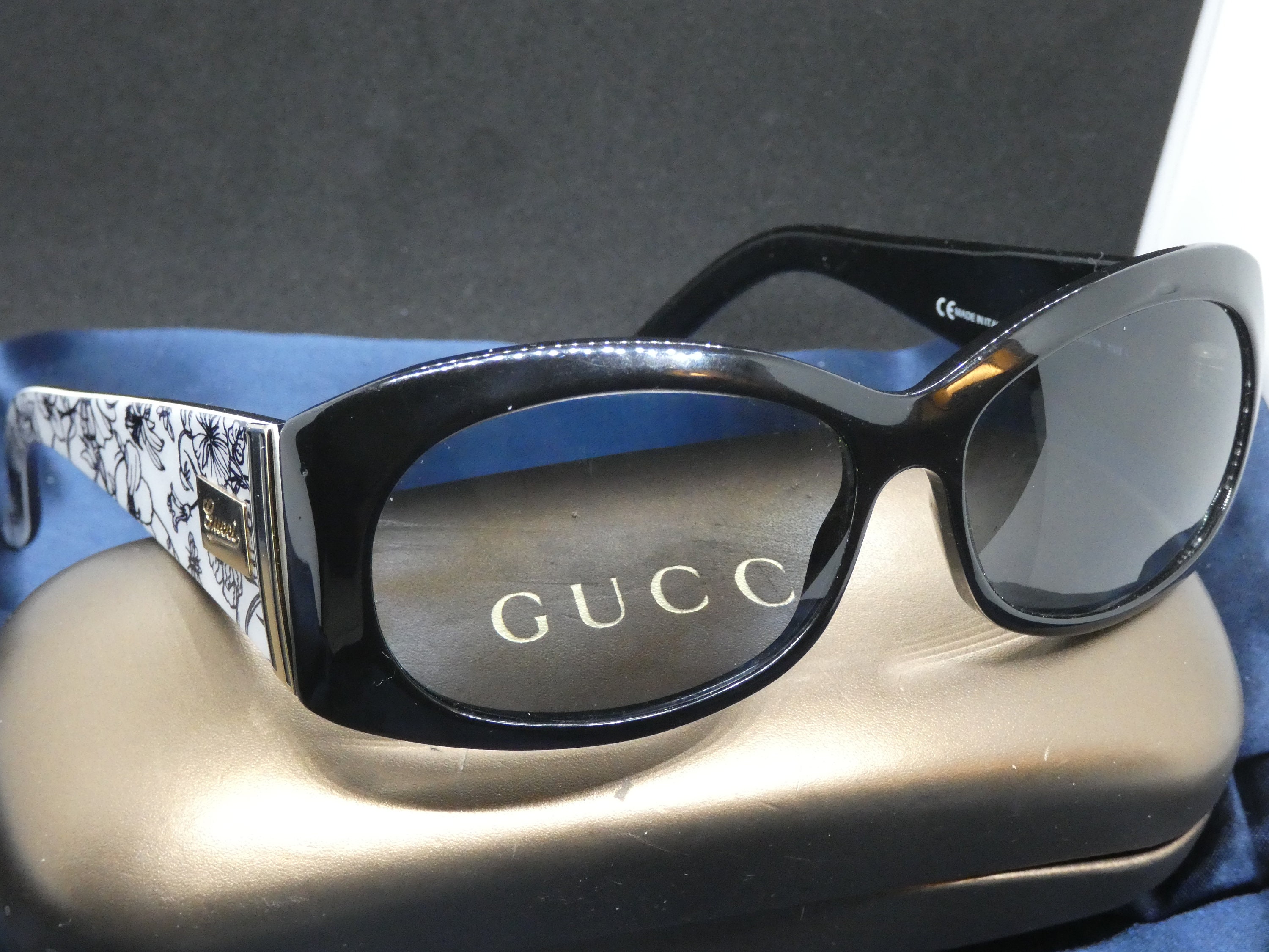 LOUIS VUITTON Glasses Case Monogram PVC Reza- Used Authentic T8849