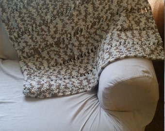 Snuggly Blue & Tan Baby Blanket