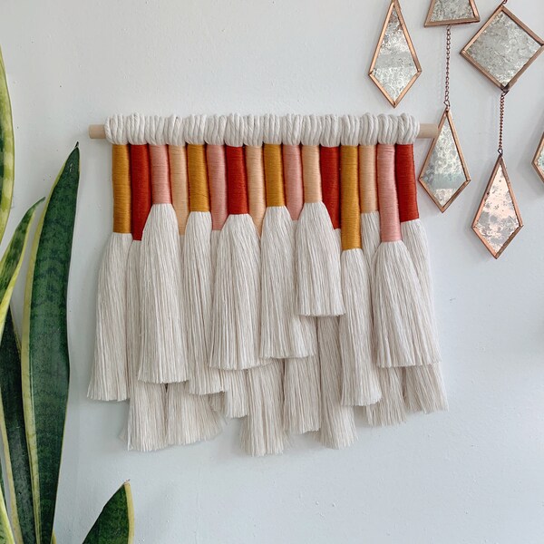 ginepro / macrame appeso a parete