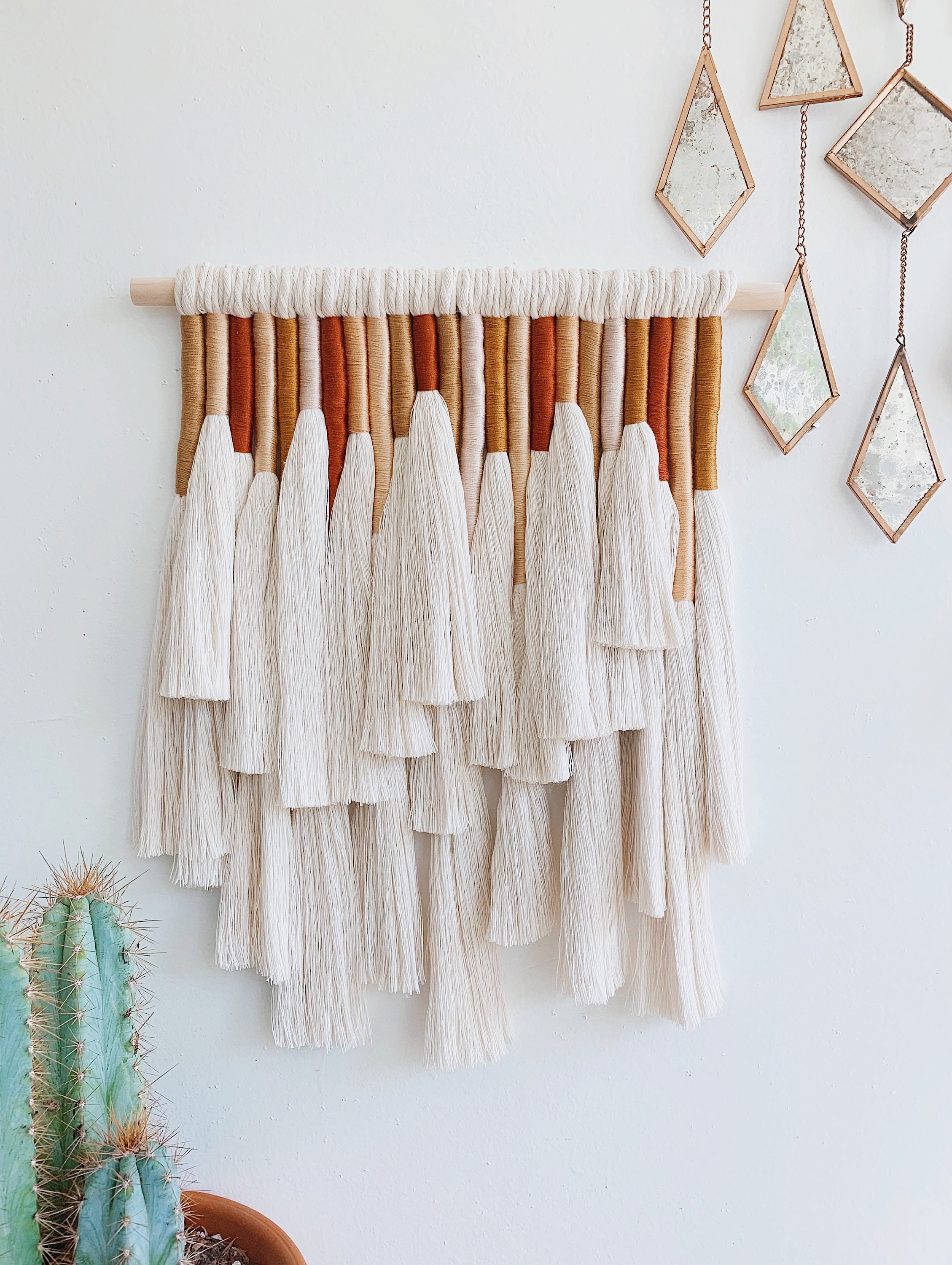 Mariposa/Mur de Macrame Suspendu