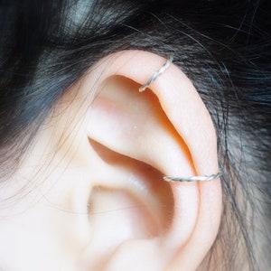 189) No Piercing Sterling Silver Twisted Wire Ear Cuff