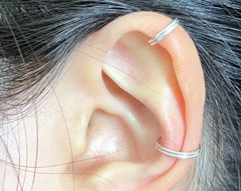 227)  No Piercing Double Band Ear Cuff for Upper or Middle Ear. Minimalist earring (Cartilage, Conch)