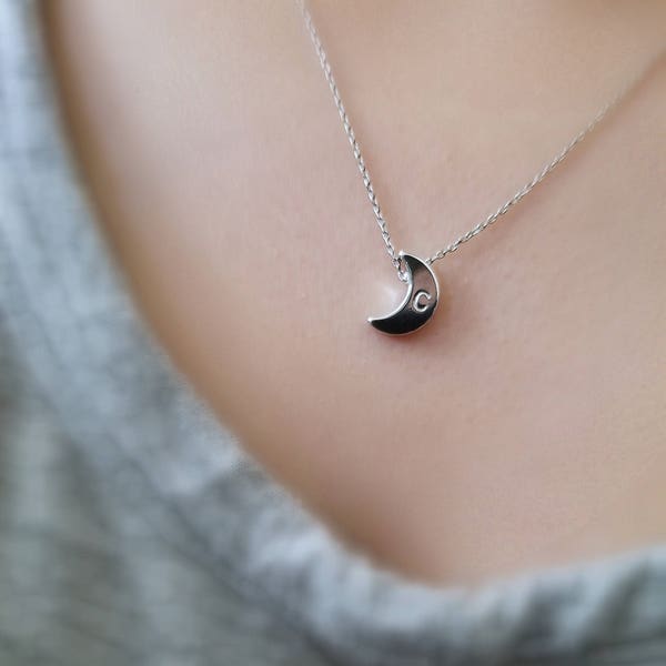 175) Crescent Moon Charm Necklace With Your Own Initial