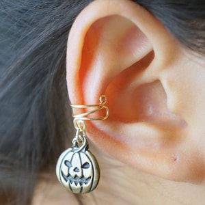 24)Halloween-niet-doorboorde Jack-O-Lantern oormanchet II *Goud. Minimalistische oormanchet