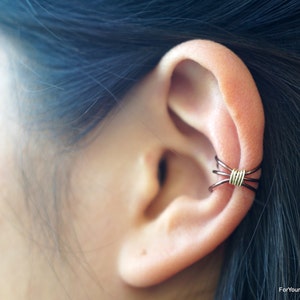 109)Simple Three Lines Non Pierced Ear Cuff  *Antique Copper*. Minimalist ear cuff