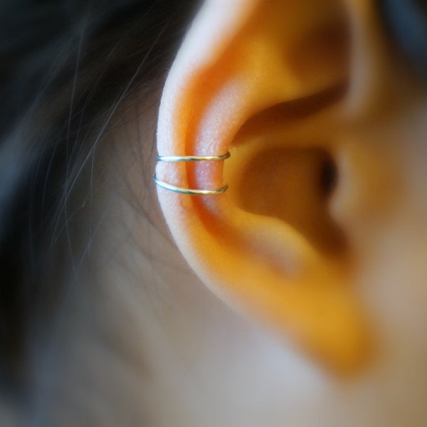 2)No piercing Simple Ear Cuff.Minimalist ear cuff. Sterling Silver.14k Gold Filled. 14k Rose Gold Filled.