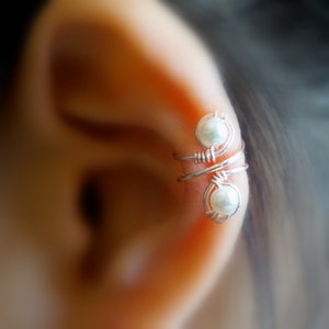 57)No piercing Lovely and Cute Pearl Ear Cuff. Minimalist ear cuff