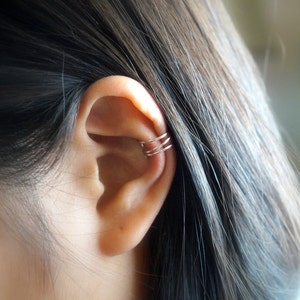 55)No piercing Simple Single Diagonal Line Ear Cuff. Minimalist ear cuff