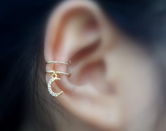 183)No Piercing Cubic Crescent Moon Charm Ear Cuff.Minimalist Ear Cuff.