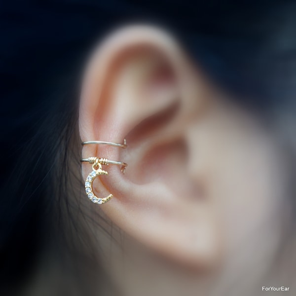 183)No Piercing Cubic Crescent Moon Charm Ear Cuff.Minimalist Ear Cuff.