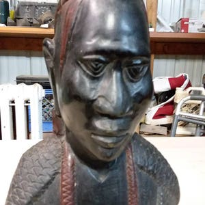 vintage kenian/african? hand carved male bust