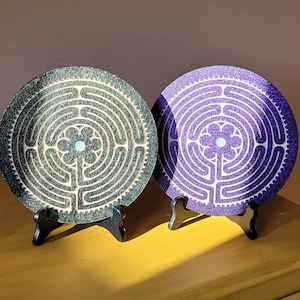 Chartres Finger Labyrinth for meditation