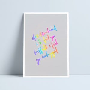 Dim rhaid i ti fod yn beffaith i fod yn anhygoel stampa di Niki Pilkington / arte gallese del Galles