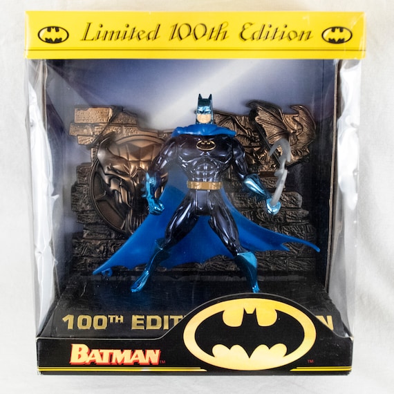 Batman 100th Edition Kenner DC Comics 1996 Display Base and Stand