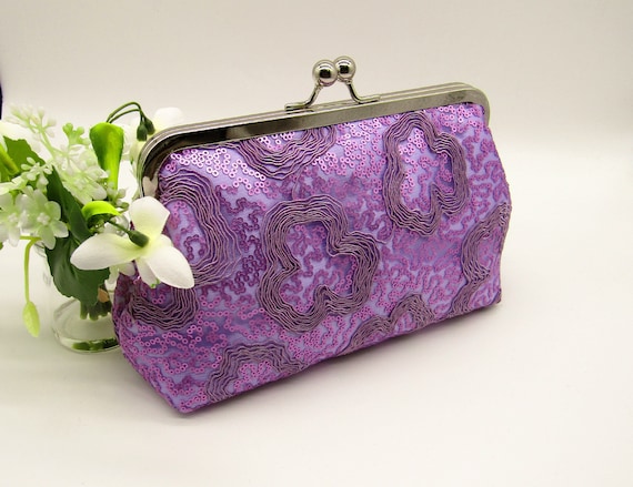 DEEP RED BRIDAL STYLISH AND BEAUTIFUL CLUTCH BAG FOR WOMEN – www.soosi.co.in