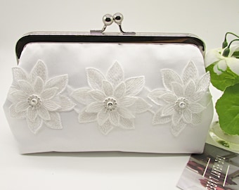 Handmade Pearl Ivory Bridal Clutch: 3D Lace Flower Wedding Purse