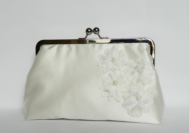 Bridal Clutch Brides Clutch Pearl Ivory Clutch Bag Floral Etsy UK