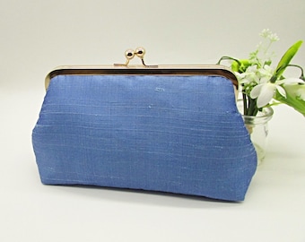 Bolso de mano de seda dupión azul hecho a mano, bolso de noche para bodas y damas de honor (17 x 25 cm)