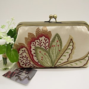 Silk Floral Clutch Purse, Embroidered Silk Clutch, Wedding Clutch Purse, Evening Clutch Purse, Clutch Bag, Bridesmaid gift, Bridal Clutch