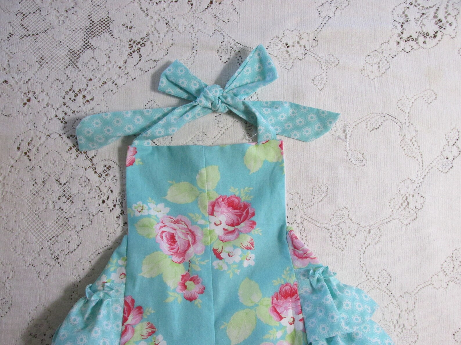 Girls Embroidered Lace Bib Collar Floral Roses Romper Bubble Pink & Cream