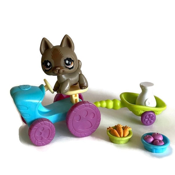Littlest Pet Shop Barnyard Pets Playset 2006,Tracktor,Cart and Food,LPS Replacement Accessories,Hasbro