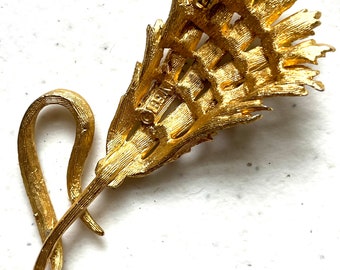 Broche Vintage Laiton Doré Motif Fleur Ou Chardon - Avec Perles, Occasion En Bon état