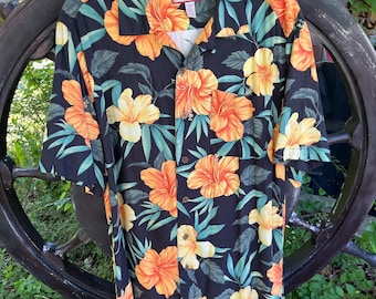 Vintage 2000s Caribbean Joe Men's L/Large Hawaiian Aloha Beach Shirt, Black, Yellow & Orange Flowers, Tropical Green Leaf Plants, Rayon