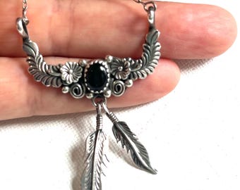 Vintage 1980s Navajo Black Onyx Gemstone Necklace, Signed RB Sterling Silver , Dangling Feathers, Southwestern Native American Jewelry