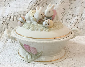 Lennox Porcelain Easter Bunny Covered Candy Dish ~ 5.25"H 7.75"W ~ VINTAGE NOS Original Box