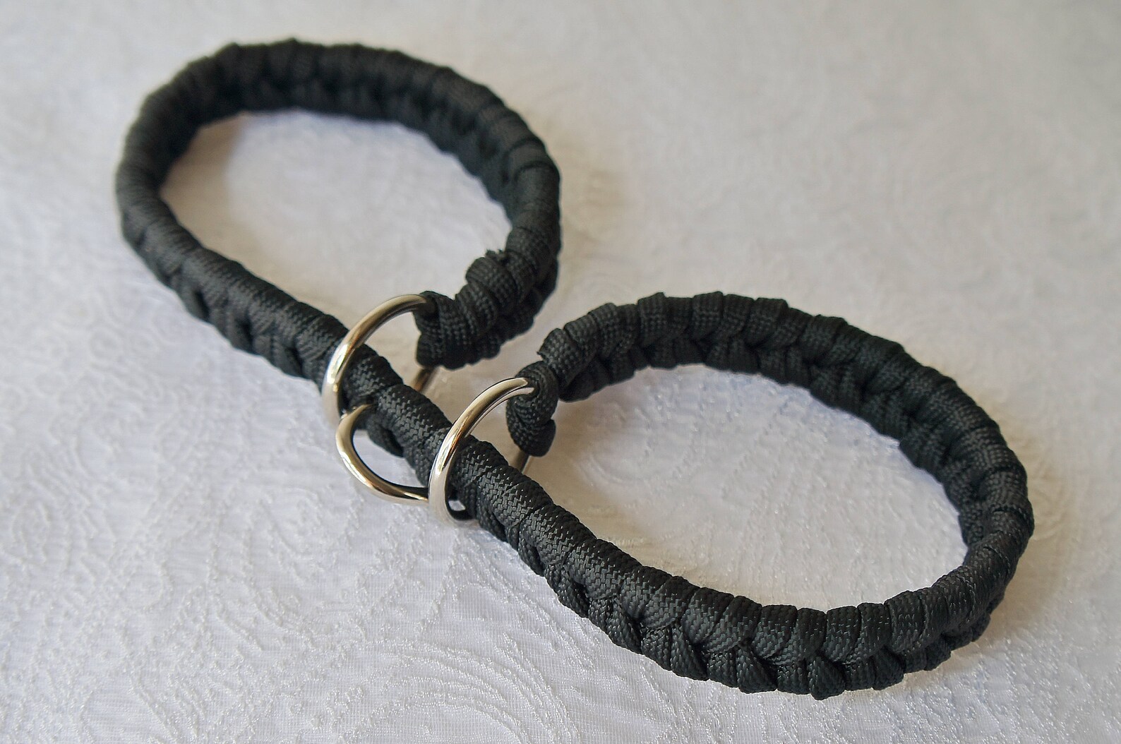 Bondage Handcuffs Black Paracord Handcuffs Custommade Ankle Etsy