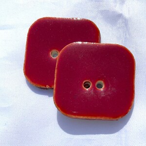 1 1/8&quot; Cinnabar Square Buttons - Ceramic Buttons - Square Buttons - Cinnamon Red Buttons